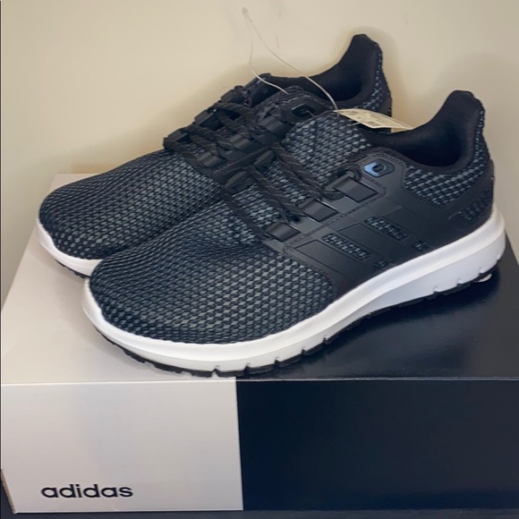 Men’s/Adidas/Black/Running Shoes/9.5/UltimateShow - Picture 4 of 8